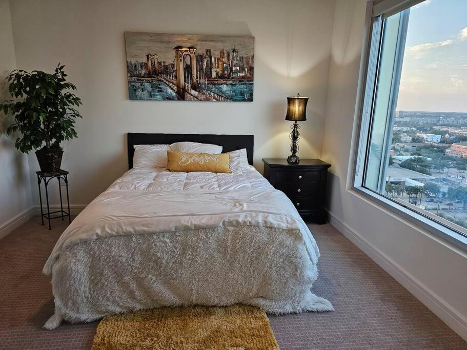 Ferienwohnung Luxury Highrise In Midtown - Skyline Views And Chic Decor Houston Exterior foto